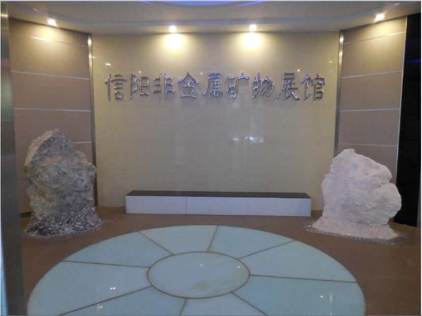 实验室研究人员